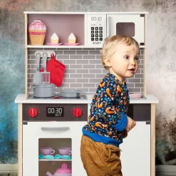 Cuisine En Bois Pour Enfant -Meubles Pour Enfants fa01d2288deb442e843a60eaf0a4cfa1